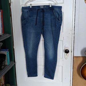 Levi's Signature Jogger/Jegging 18/34